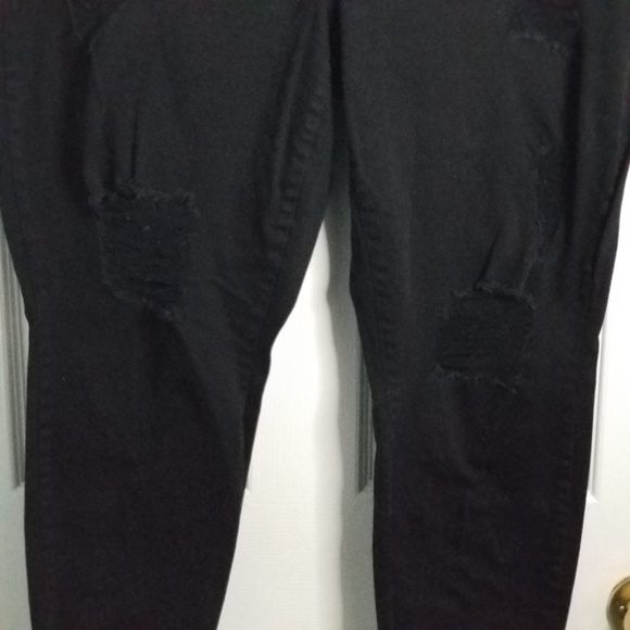 Jeans - Picture 2 of 2